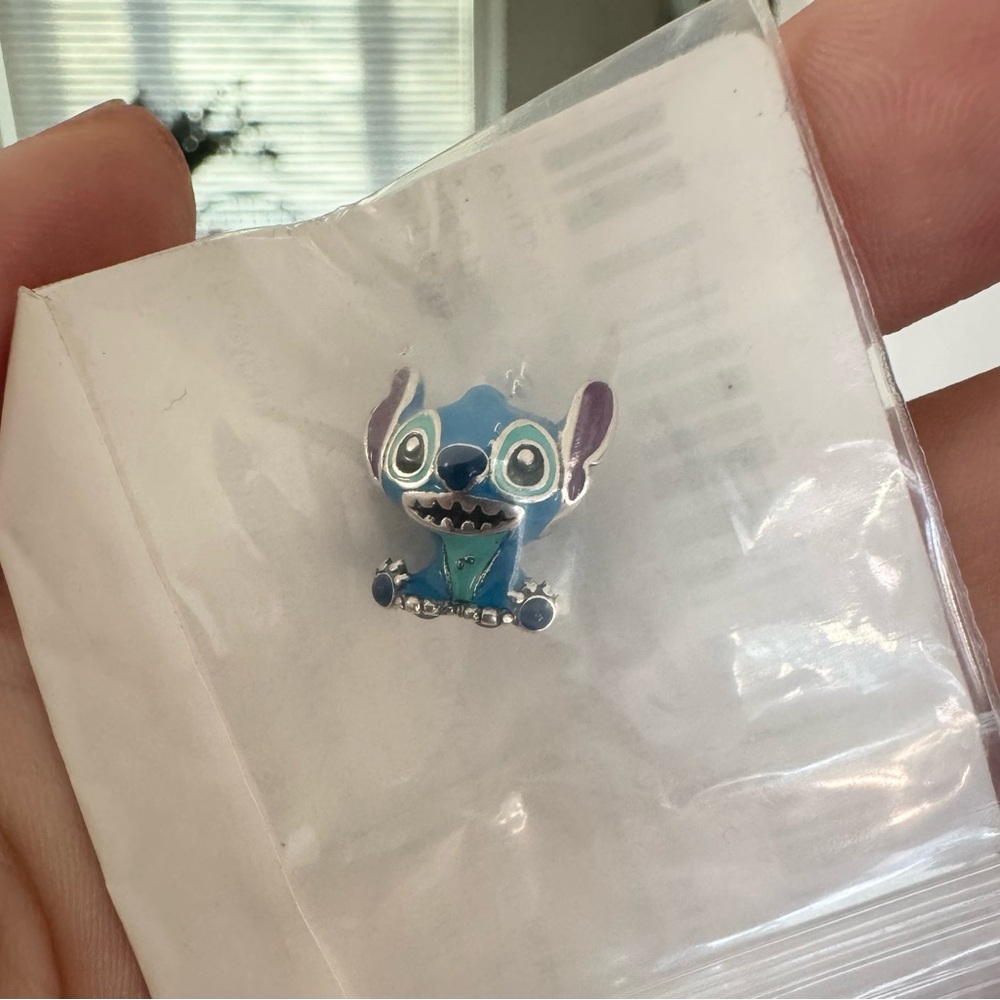 New Disney Lilo & Stitch Charm - Picture 4 of 4